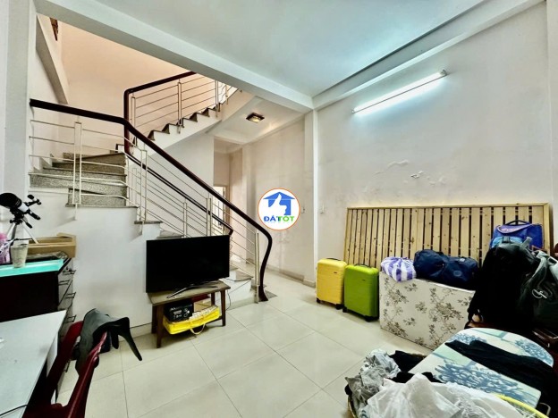 ♥ Trưng Nữ Vương Kiệt Ô tô 6m thẳng thông 117m2, 3 tầng sân trước - sau , 6.x tỷ