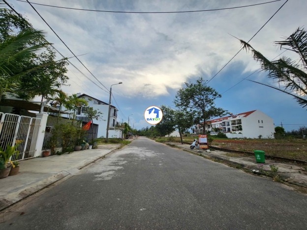 Bán Đất Đường Khúc Hạo Hội An 232m², Ngang 7.5m, Khu Biệt Thự Ven Sông, Giá 8.5
