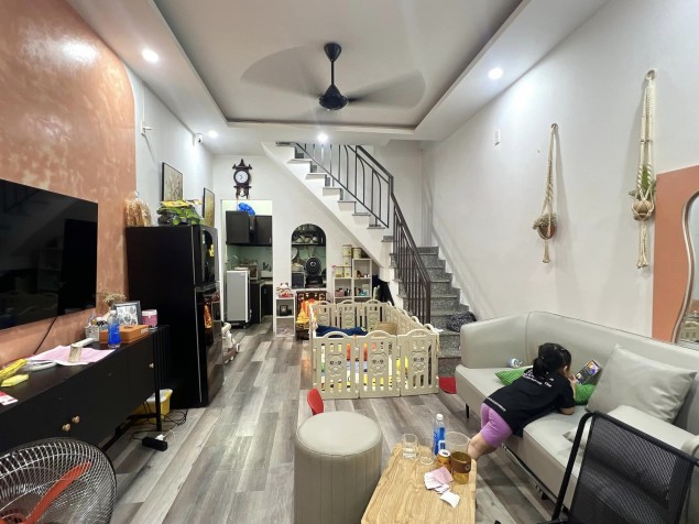 # Kiệt gần Nguyễn Hoàng Lê Đình Lý, 33m2, 2 tầng , 2PN 2WC, sổ hồng hoàn công,