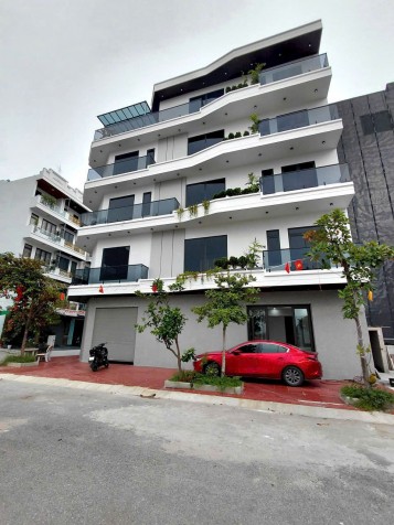 Nhà tái định cư A51 Hồ Sen lô góc 2 mặt tiền cực thoáng