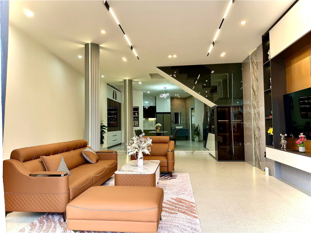 ♪ Mặt Tiền Nguyễn Hữu Thọ, Khu Bệnh Viện C17, 84m2 ngang 5.5m, 16.xx tỷ