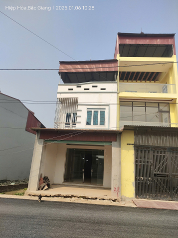 Bán gấp giá rẻ mặt phố Nguyễn Văn Giáp 150m, cấp 4, mặt tiền 5.5m, 1.7 tỷ Nam