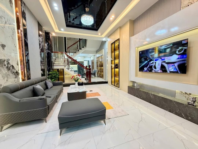 ????????Nhà 3 Tầng full nội thất đường Dương Đức Hiền - Gần biển