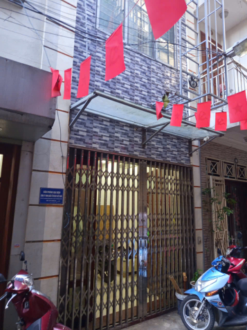 Chính chủ bán căn nhà 36,4 m2, ở ngõ 896 phố Nguyễn Khoái, phường Thanh Trì,