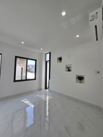 ►  Nhà MT Hoàng Diệu 2 chiều, 77m2, 2 mặt thoáng, 3 tầng, 7PN, giảm sâu bán