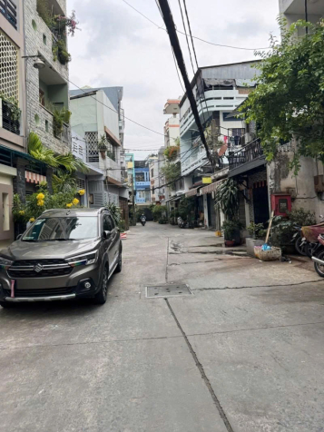 Bán nhà Hẻm 8m Lạc Long Quân - thuộc Quận 11, 108m2, 5x22m, 4 Tầng, Sổ A4, chỉ