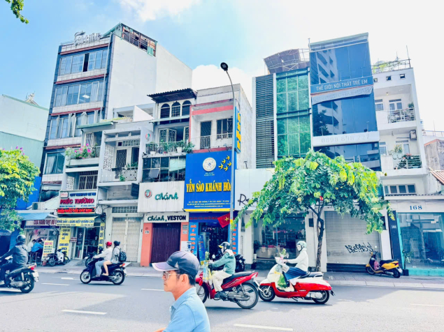 QUẬN 1: BÁN NHÀ 4 TẦNG MẶT TIỀN ĐINH TIÊN HOÀNG, P.TÂN ĐỊNH- DT 51M2- CHÍNH CHỦ