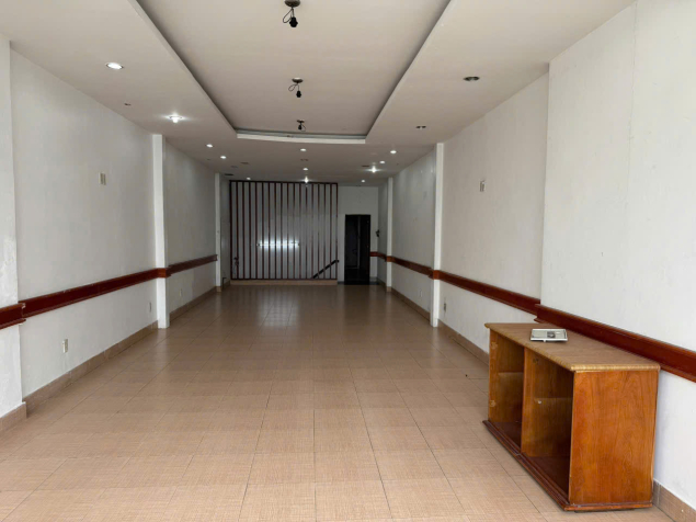 SIÊU PHẨM MẶT TIỀN CỘNG HÒA KINH DOANH SẦM UẤT – VỊ TRÍ VÀNG, DÒNG TIỀN CHO