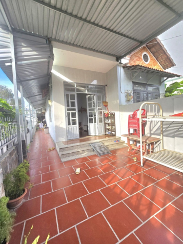 Bán nhà đường Lý Tế Xuyên, Linh Đông, Thủ Đức, TP HCM. DT 114m2, 2 tầng, giá