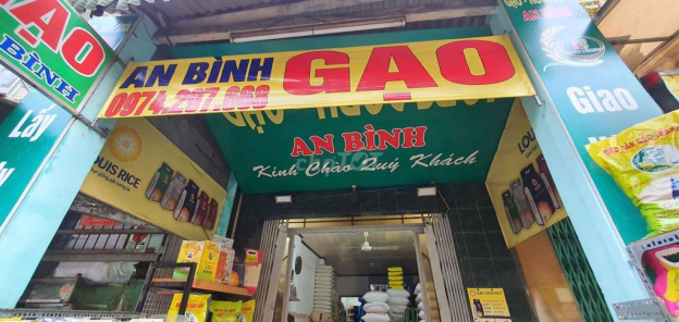 SANG NHƯỢNG CỬA HÀNG KINH DOANH GẠO & NƯỚC UỐNG – MẶT TIỀN TUỆ TĨNH, PHƯỜNG 13,
