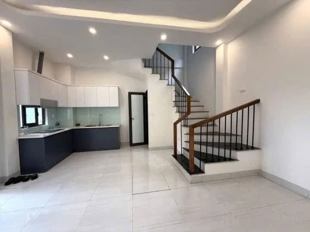 ???? CHO THUÊ NHÀ NGUYÊN CĂN TẠI Ô CÁCH – 30M² x 5 TẦNG – 3PN  ????