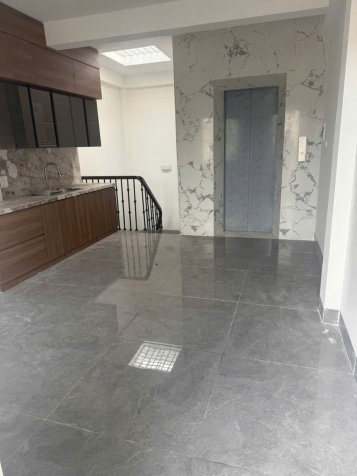 CHO THUÊ NHÀ MẶT PHỐ NGÕ QUỲNH
