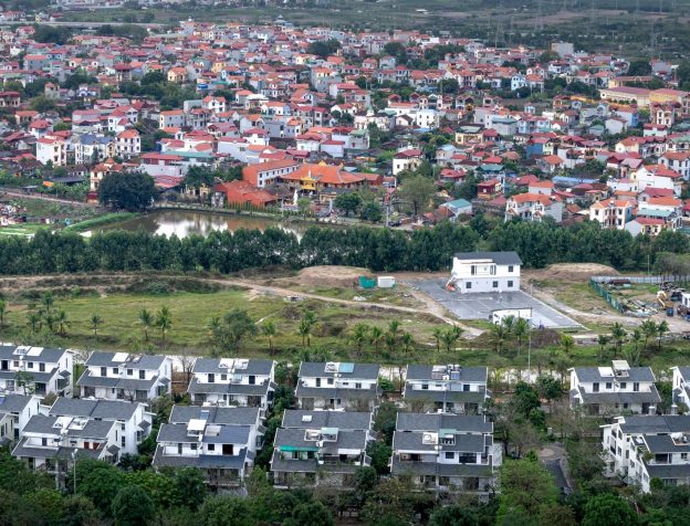 Mua đất ở Hà Nội với 2 tỷ đồng: Khả năng và những điều cần lưu ý